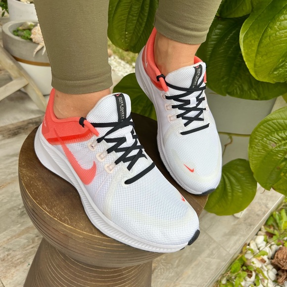 🤍🧡Nike Quest Running 🧡🤍New 💖Size 8.5 - Picture 3 of 9